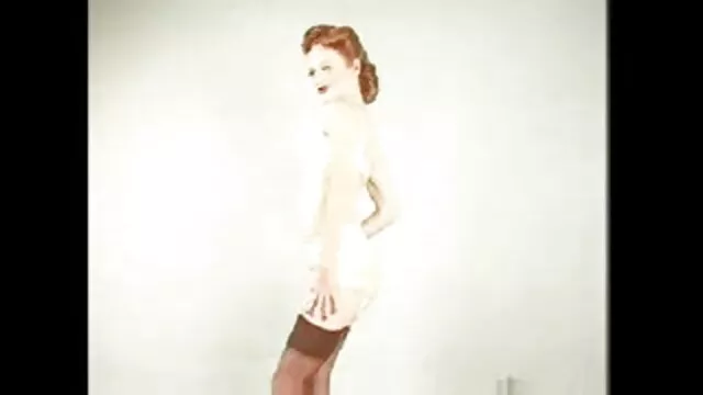 HDT-Elle დანძრევა ძველებური Voneva-აკრძალული ხილი